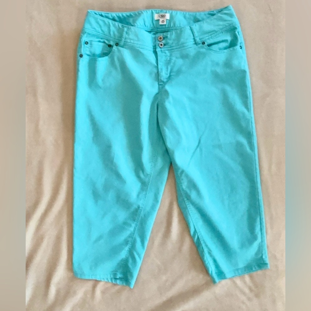 Cato Woman Capri Pants
